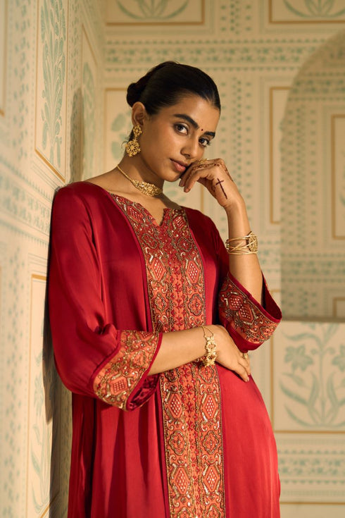 Red seerat kurta with pants