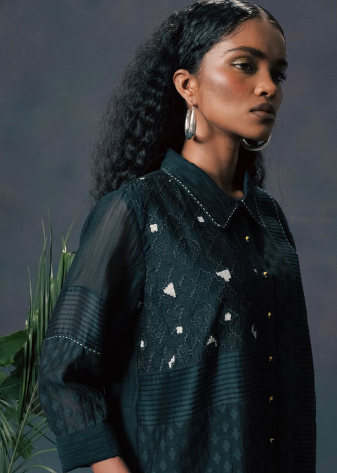 Resonance indigo lace shirt with pants