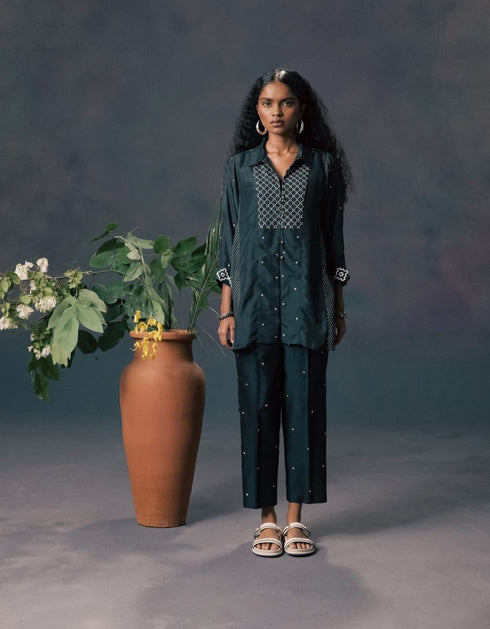 Resonance indigo shirt with straight pants