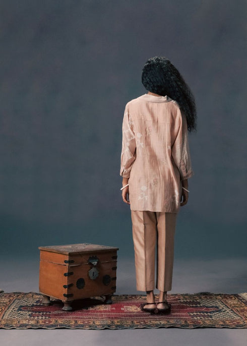 Resonance mocha mousse shirt with pants