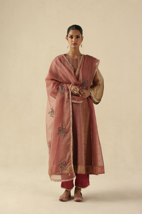 Rimjhim peach kurta set