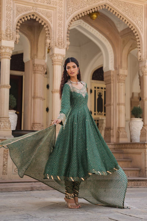 Riwayat emerald green printed kalidar set