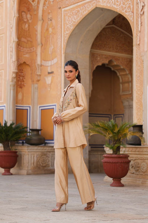 Riwayat ivory pintuck co-ord set