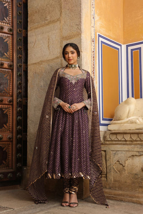 Riwayat purple printed kalidar set