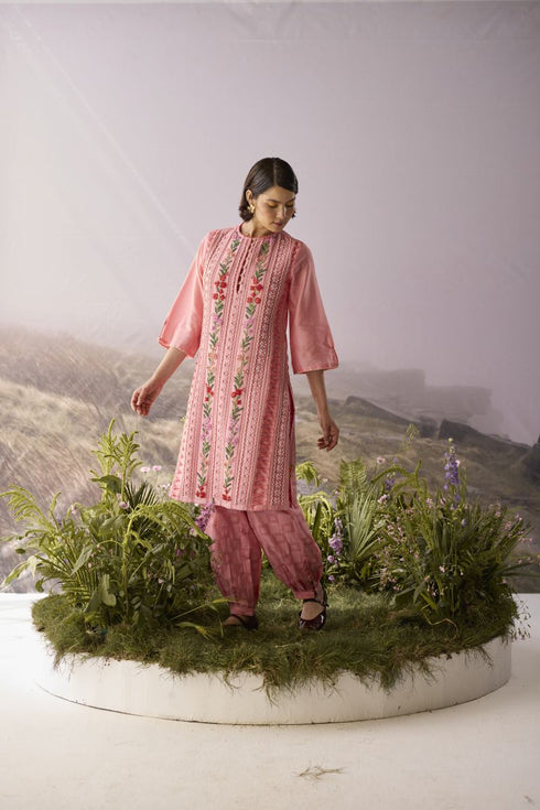 Rose floral panelled kurta