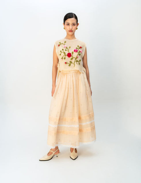 Rose pause bib