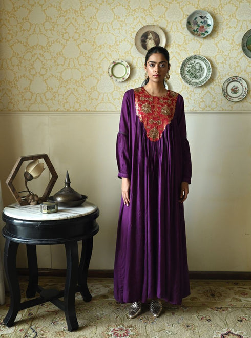 Roshnee vaani purple choga dress