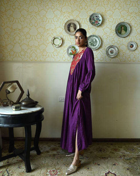 Roshnee vaani purple choga dress