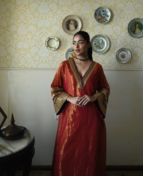 Roshnee waheeda red kaftan