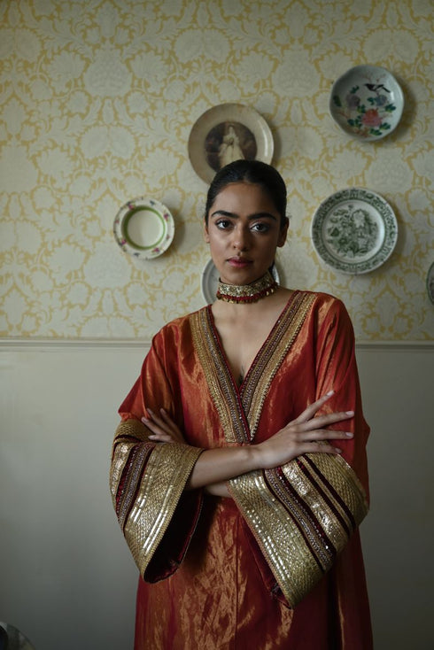Roshnee waheeda red kaftan