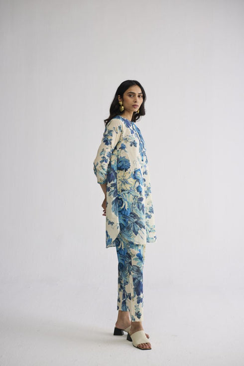 Royal paradise short kurta set