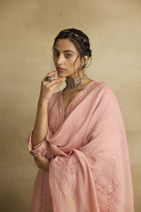 Ruhani soft salmon pink kurta set