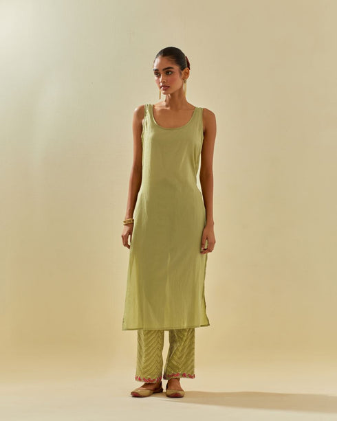 Rukmini green paneled kurta set