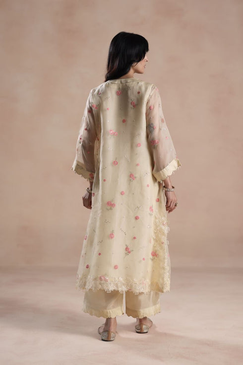 Sareena ivory kurta set