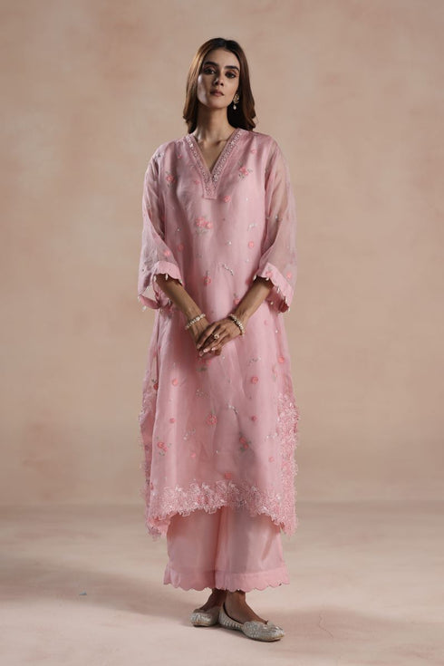 Sareena pink kurta set