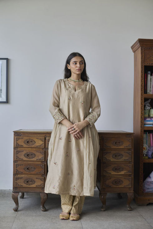 Seher naaz anarkali set