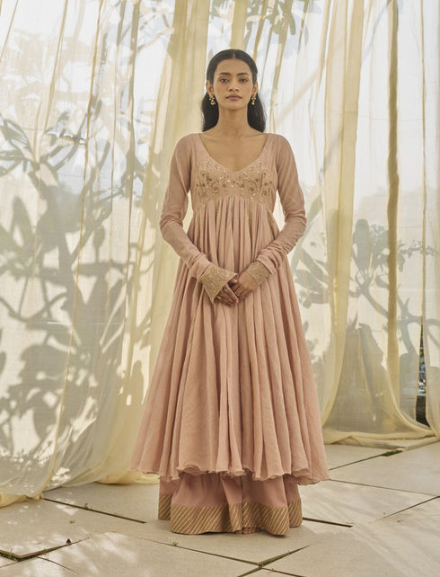 Seher niyaz anarkali set