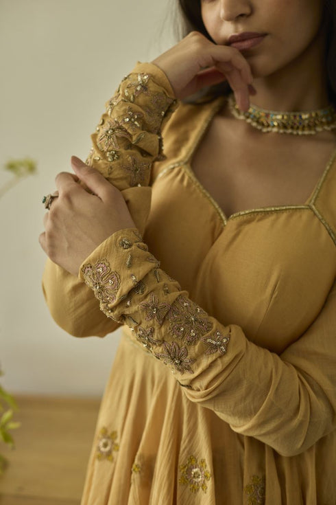 Seher savi anarkali set