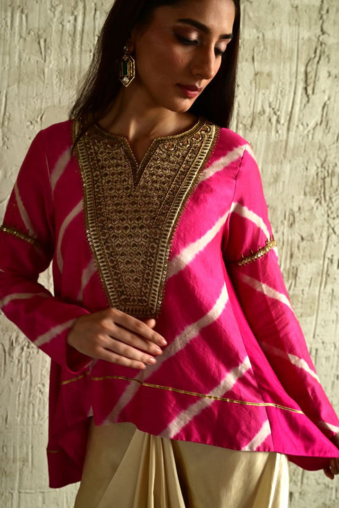 Shabana pink leheriya top with ivory cowl skirt