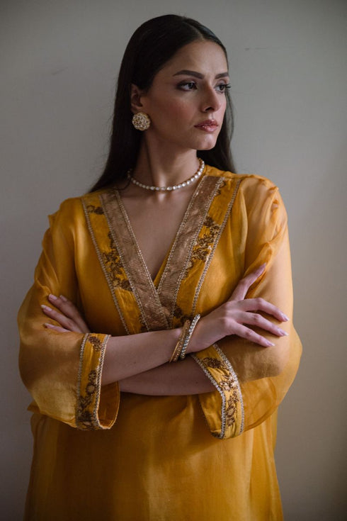 Shalimar Bagh yellow waahida kaftan
