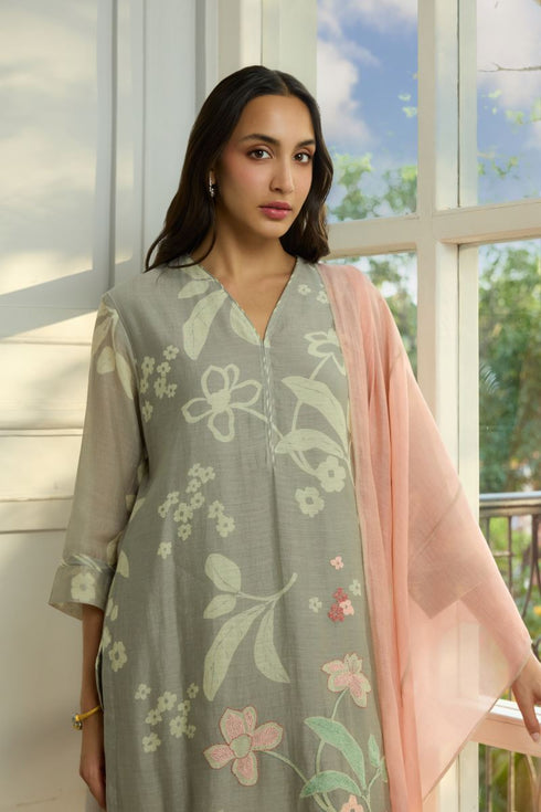 Slate thread embroidered kurta set