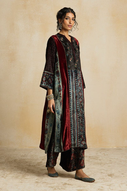 Suroor indigo phiran kurta