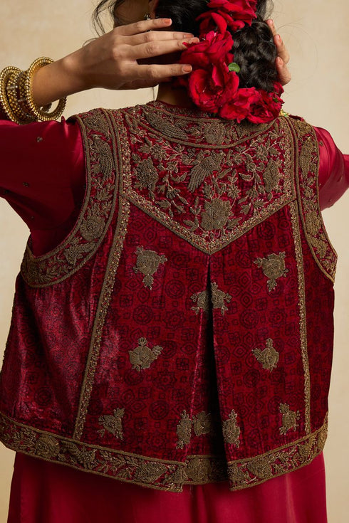 Suroor pink waistcoat
