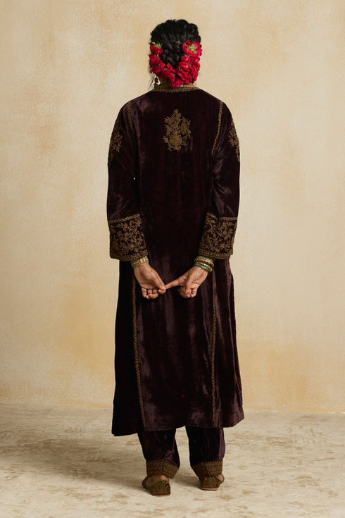 Suroor wine yoke phiran kurta