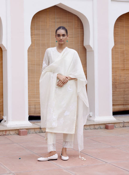 Swan floral embroidered kurta set