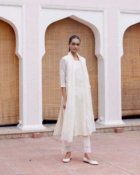 Swan floral embroidered kurta set