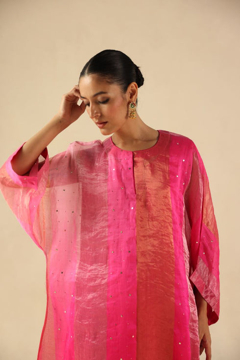 Tabeer fuchsia pink kurta set