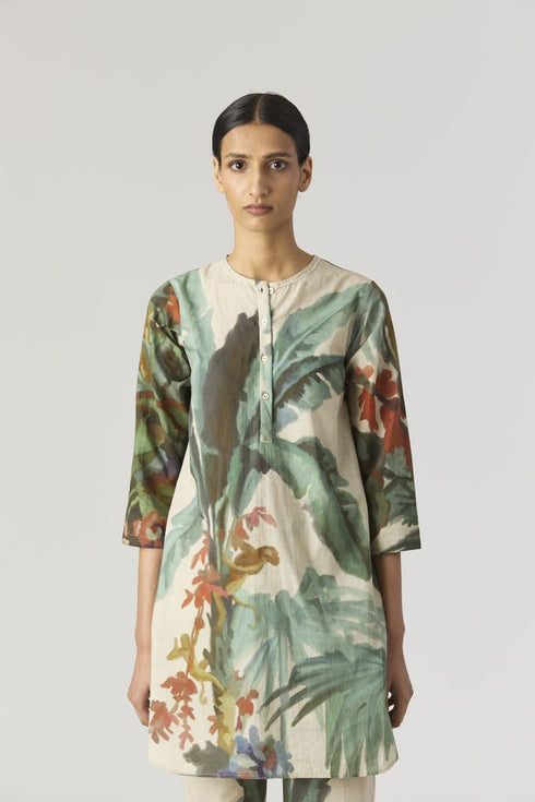 The hunt green short kurta set