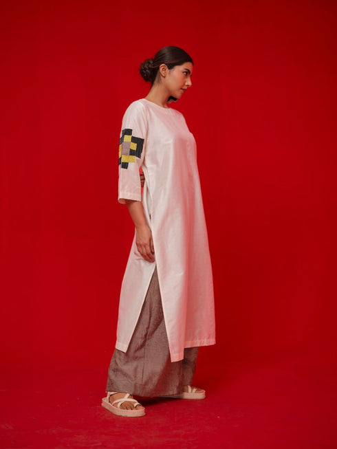 Union ivory, black and yellow tunic