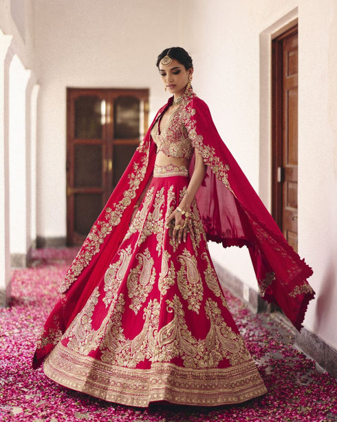 Urja red lehenga set