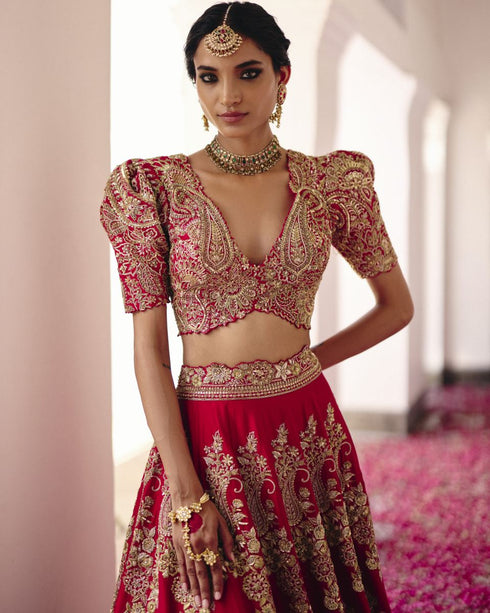 Urja red lehenga set