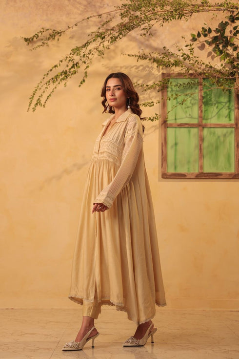 Vaayu beige pintuck collar kurta set