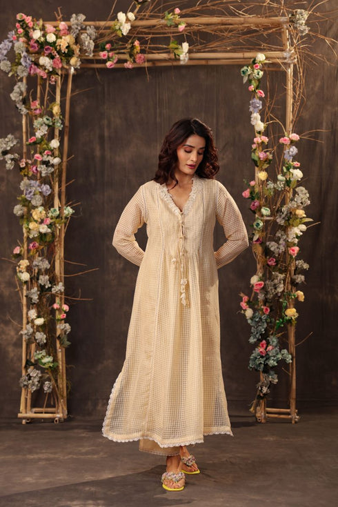 Vaayu beige tie-up kurta set
