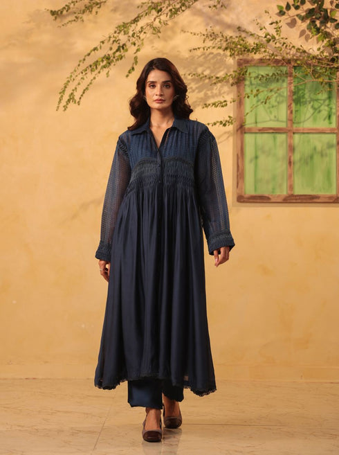 Vaayu dark blue pintuck collar kurta set