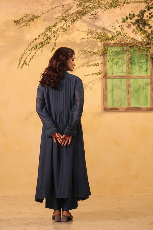 Vaayu dark blue pintuck collar kurta set
