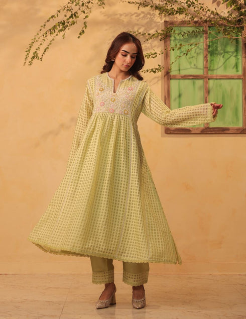 Vaayu green panelled kalidar set