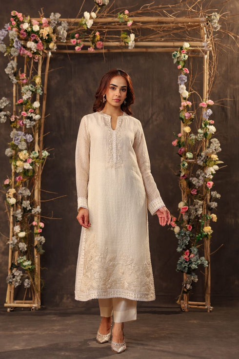 Vaayu ivory straight long kurta set
