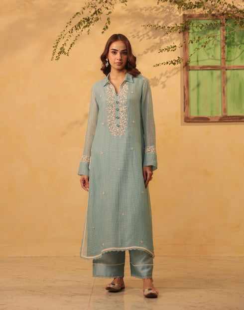 Vaayu light blue collar kurta set
