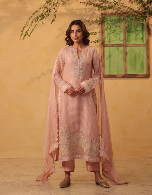 Vaayu light pink straight long kurta set