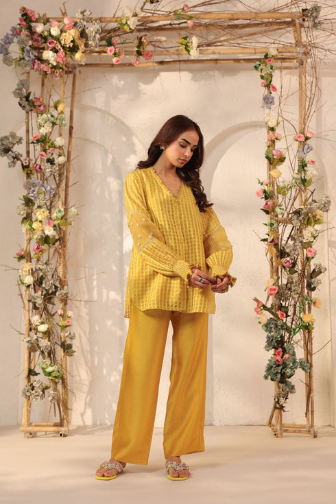 Vaayu yellow v neck co-ord set