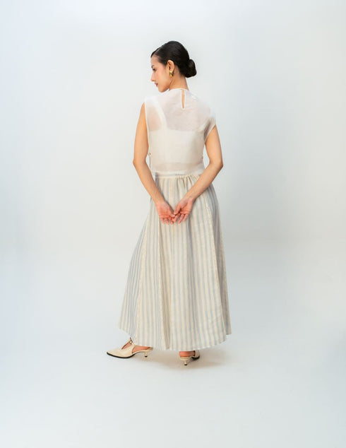 Vanilla bloom bib