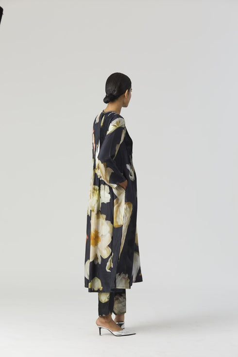 Viva fiori black pintuck kurta set