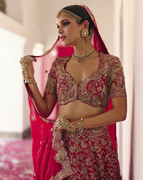Vryata red lehenga set