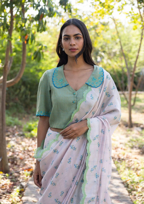 Wildflower kiss pink sari