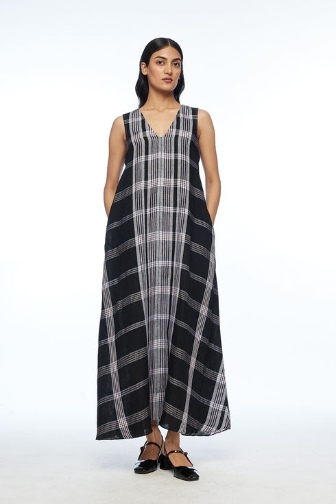 Xanthina black sleeveless dress