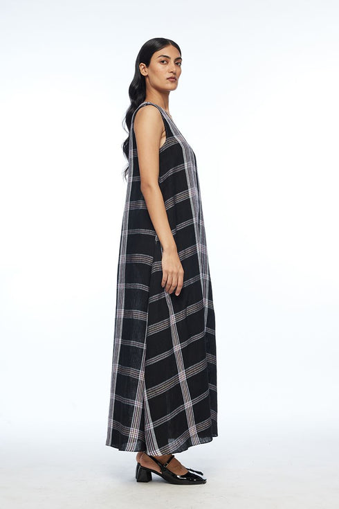 Xanthina black sleeveless dress